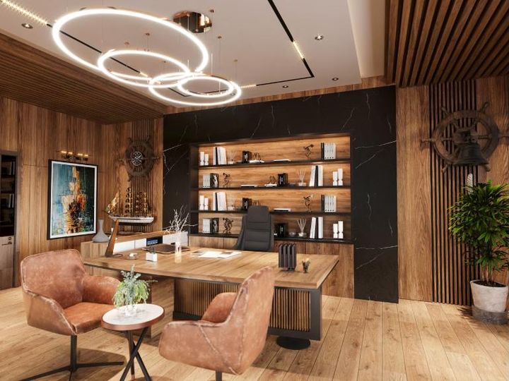 Escritório planejado com estante iluminada e mesa de madeira